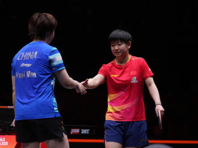 蒯曼回应孙颖莎受伤退赛