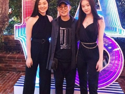 李连杰父女共赏九华美景，传承武术精神