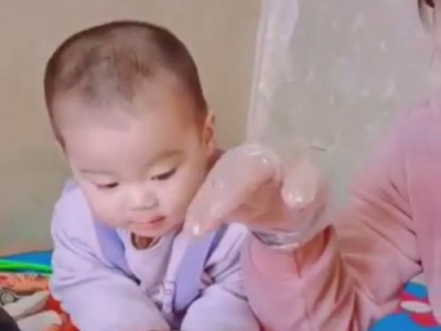 见识到人类幼崽的手速有多快了